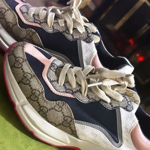 Authentic Gucci Shoes Woman